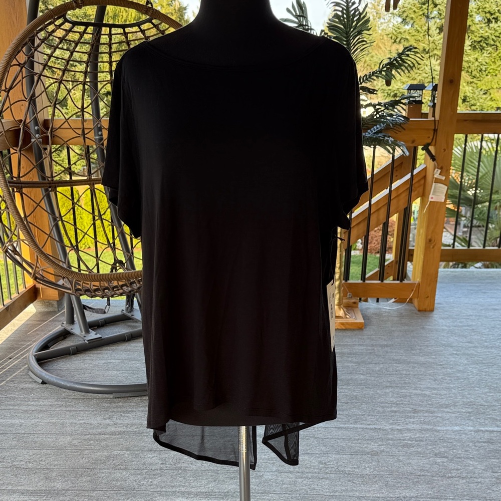 Karma | Hi- Low T-Shirt with Mesh Open Lower Back